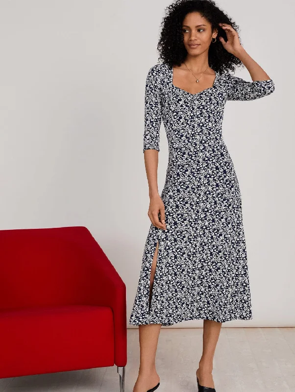 Jaylene Dress with LENZING™ ECOVERO™ | Indigo Foliage