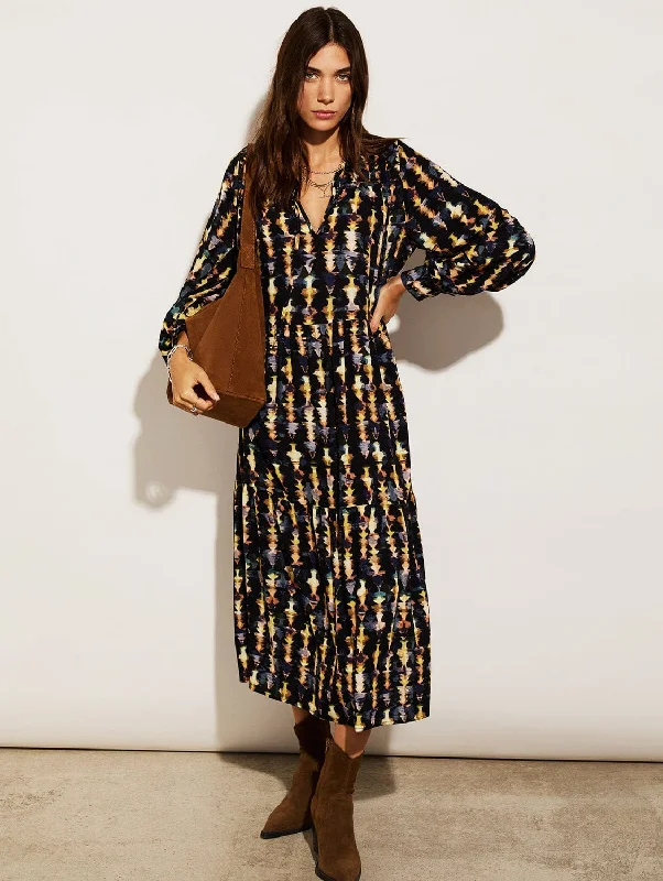 Kalina  Lenzing™ EcoVero™  Printed Midi Dress | Navy Texture